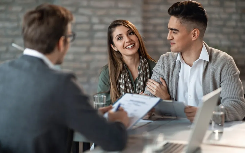 Home Loan Refinancing: Your Guide to Switching and Saving in 2025